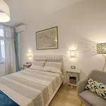 Cozy Guest House Downtown